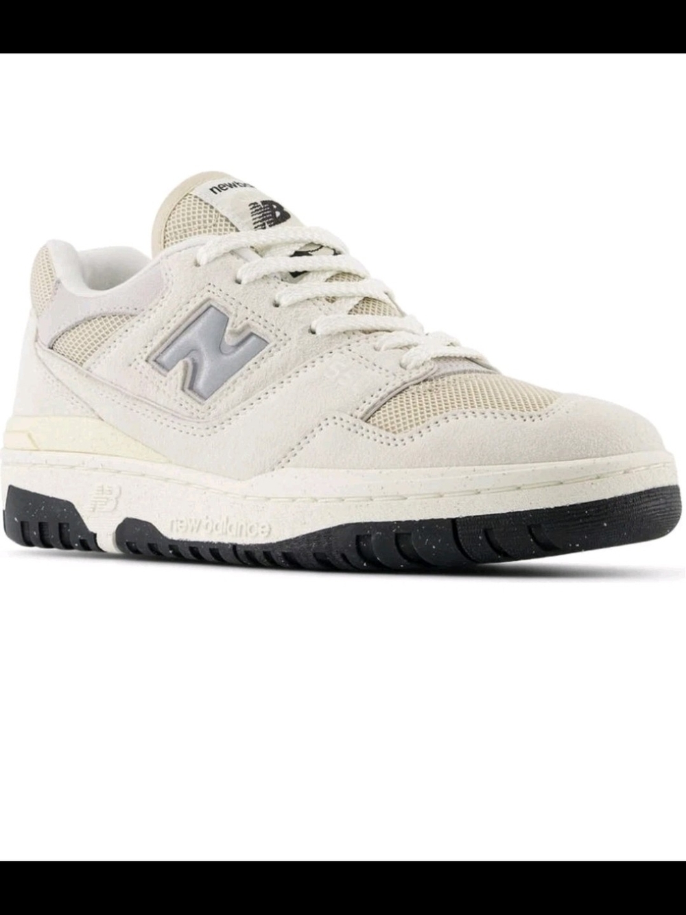 New Balance Men’s Cream and Black Retro Court Sneakers